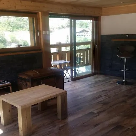Avec Vue Panoramique à Champagny - La Joubarbe Appartement *