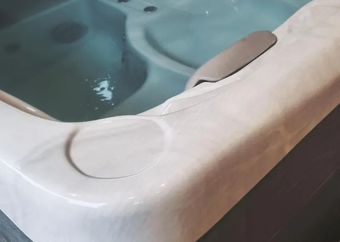 Avec Vue Panoramique A Champagny - La Joubarbe